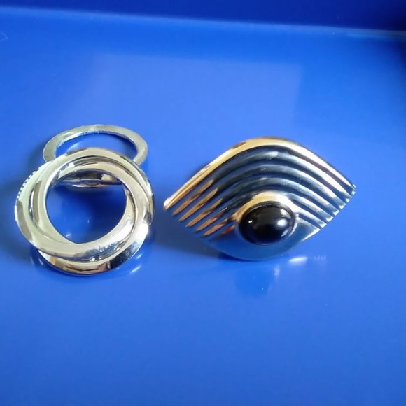 2 Vintage Scarf Clips- Silver & Gold Tone - Picture 1 of 6